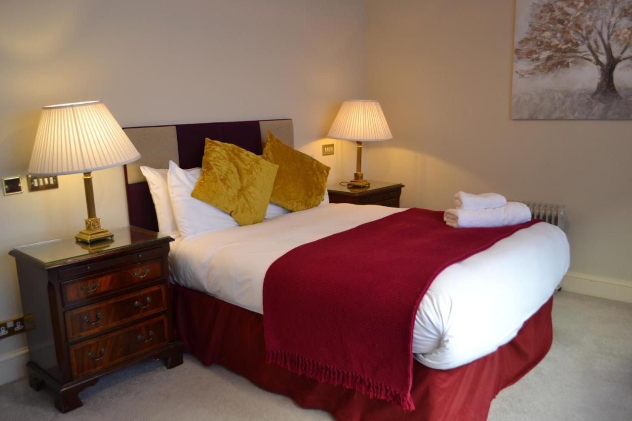 Hotel The Angel Posting House & Livery Guildford
